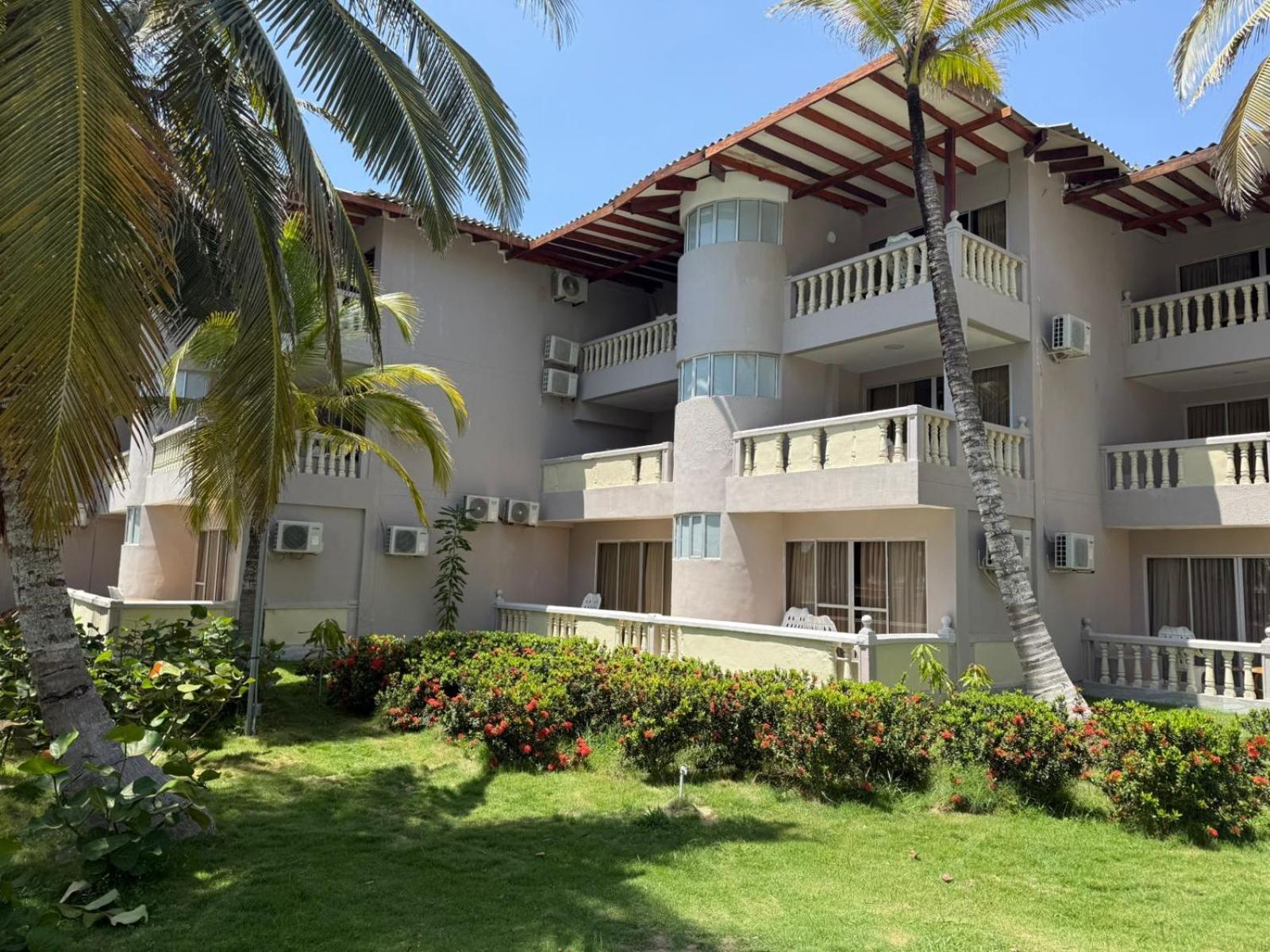 Cartagena Playa Palmeras Beach Resort מראה חיצוני תמונה